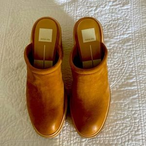 Dolce Vita camdin size 9.5 in Nubuck. Never worn- NWT